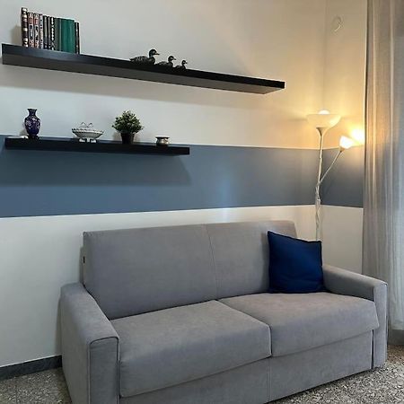 Casa Rostri Apartment ลิโด ดิ ออสเตีย ภายนอก รูปภาพ