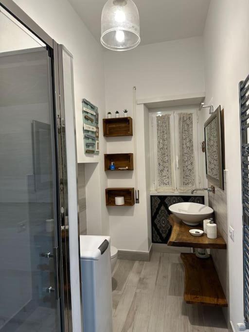 Casa Rostri Apartment ลิโด ดิ ออสเตีย ภายนอก รูปภาพ